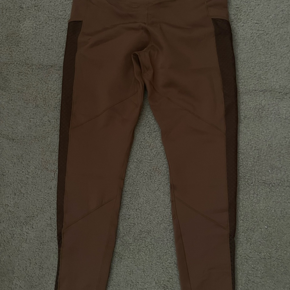 Chic Brown Nike Leggings with Side Panels